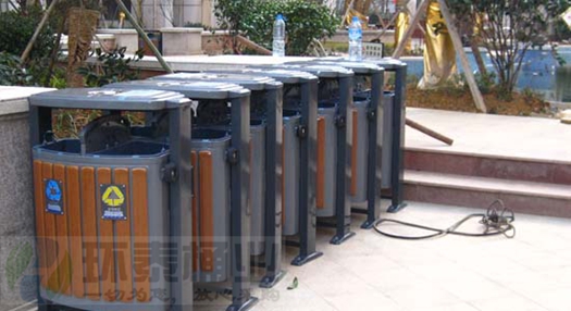 鋼木垃圾箱圖片