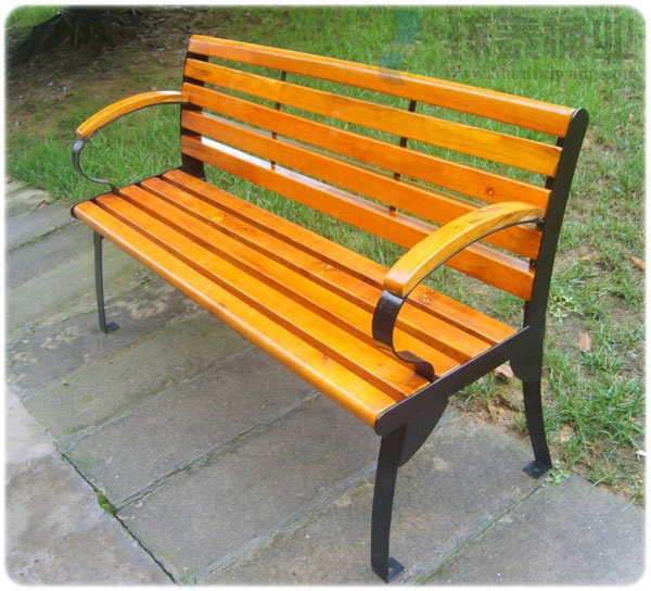 新款靠背防腐木鐵腳休閑椅