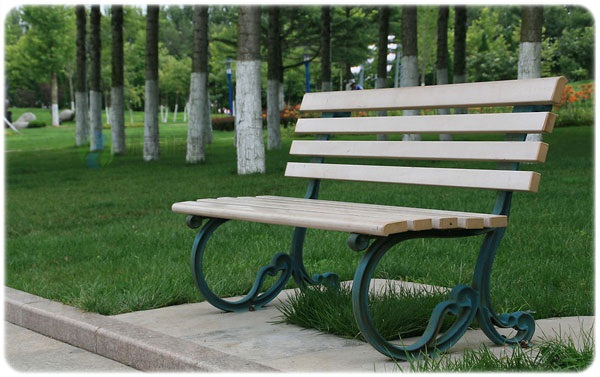 有靠背防腐木鑄鐵腳園林椅