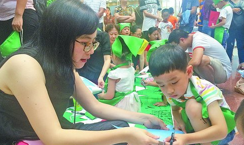 ��ɫ������������Ͱ ���ӂ��W���������