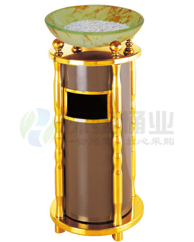 通花寶鼎座地?zé)熁沂覂?nèi)桶