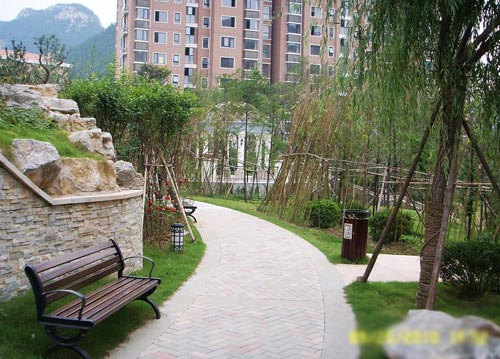 公園椅子與垃圾桶的安置方法 公園椅子與垃圾桶的安置方法